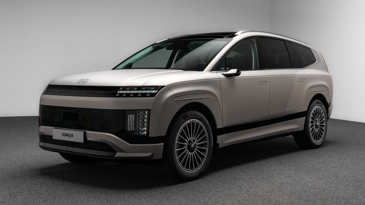 The biggest Hyundai ever built has landed: this is the three-row Ioniq ...